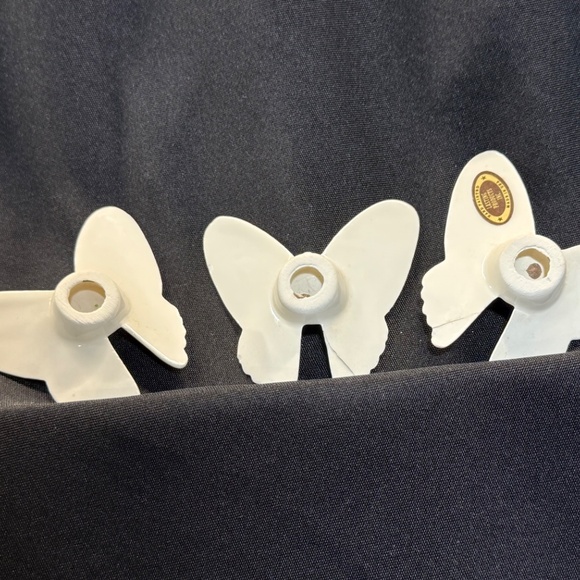 Gallery Wall Handpainted Butterfly Figurines White Porcelain Blue Floral Set - Picture 5 of 7